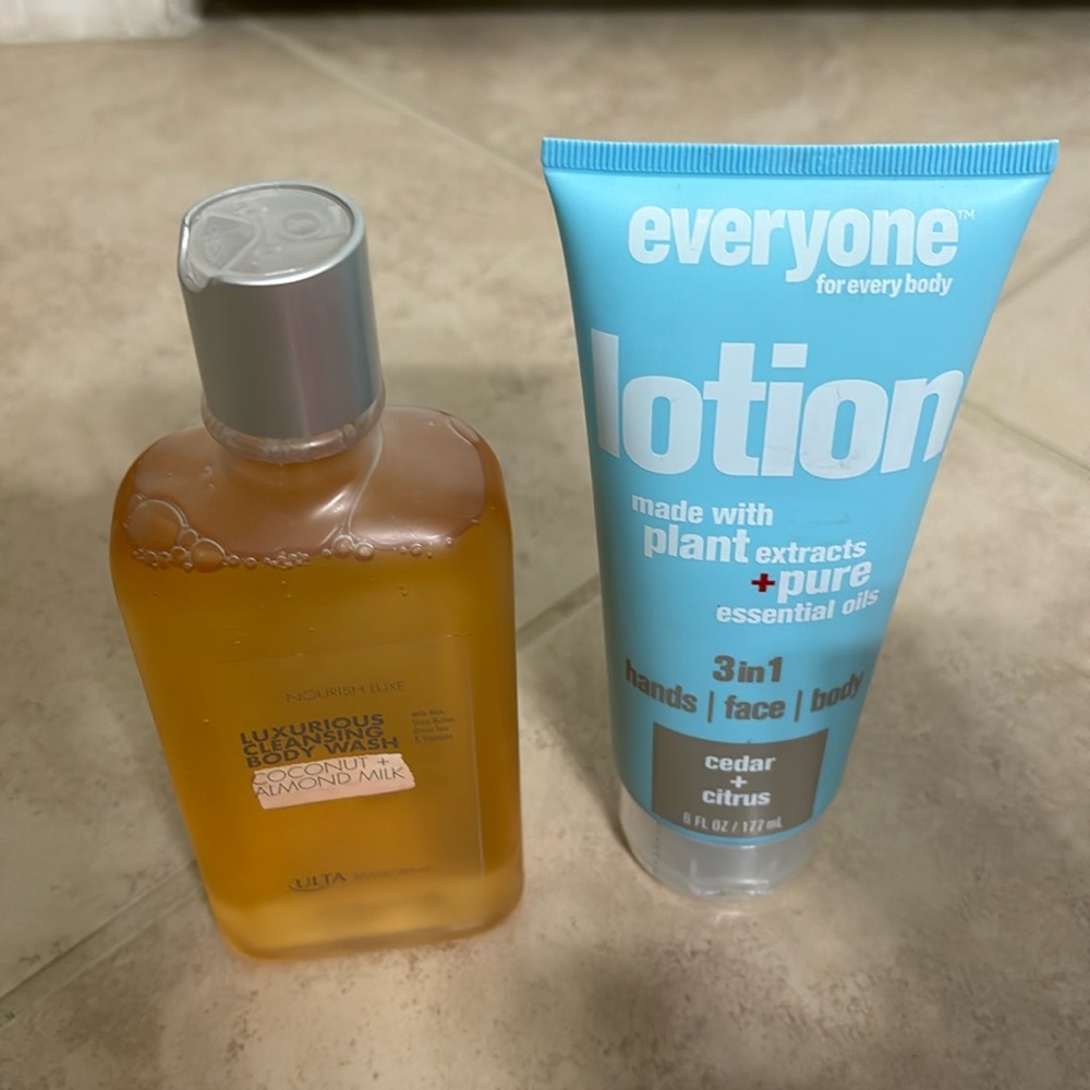 Body wash and body lotion set